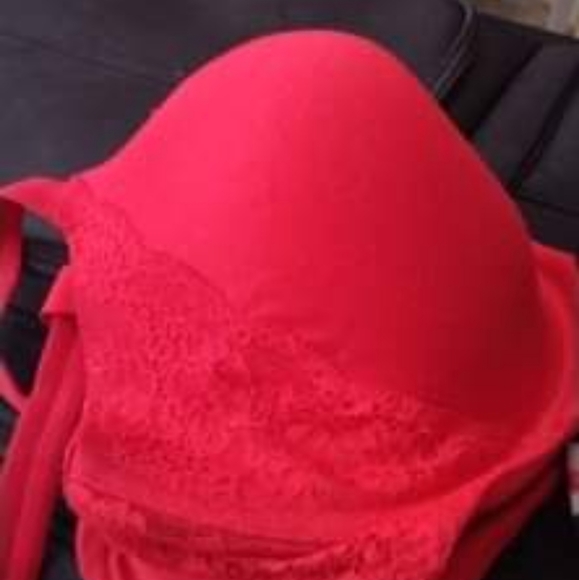 Bras - Picture 2 of 3